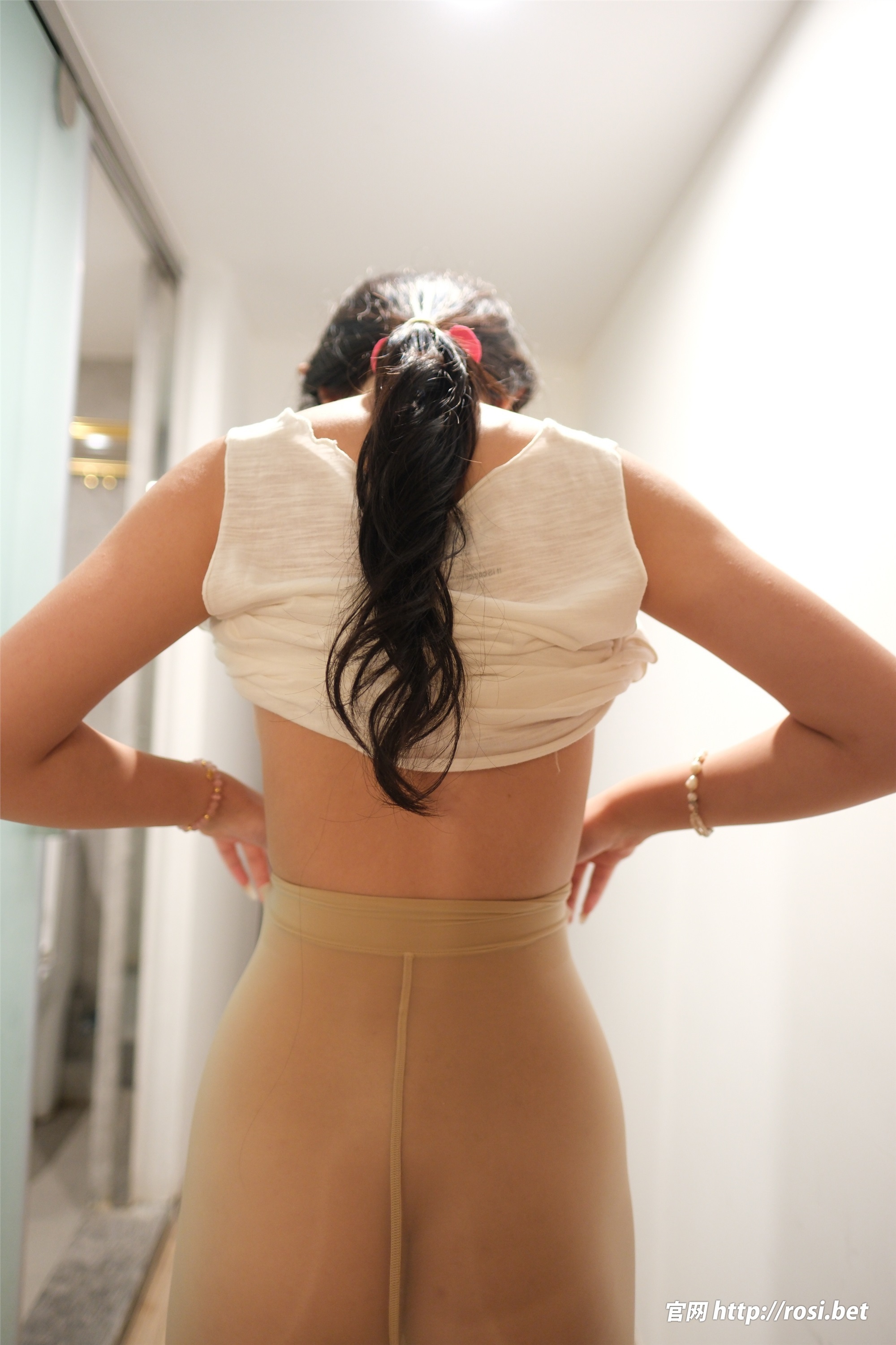 ROSI写真 2024.11.26 NO.4740